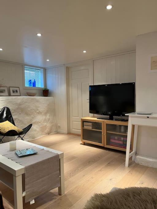 Apartamento Hybel Med Bad Egersund Exterior foto